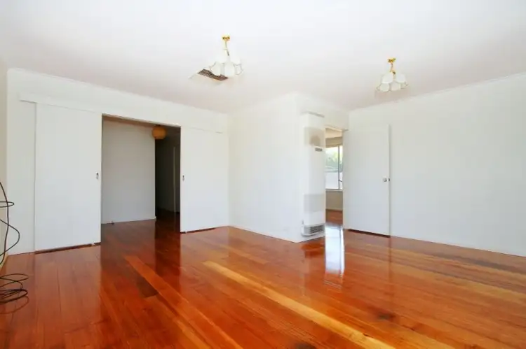 Fifth view of Homely house listing, 7 Thredbo Court, Epping VIC 3076