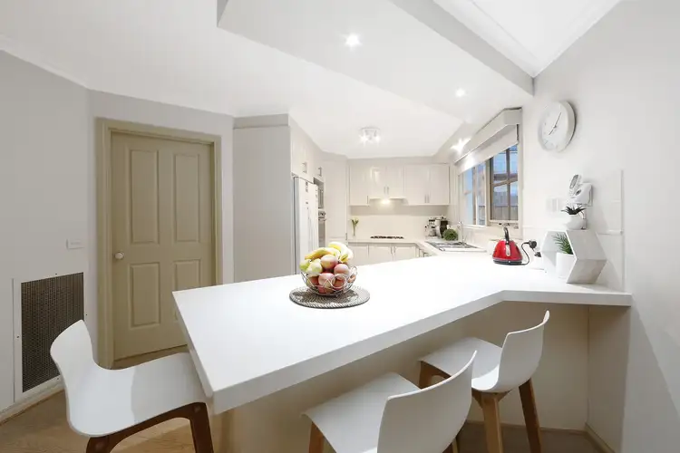 Sixth view of Homely house listing, 2 Lehhong Close, Rowville VIC 3178