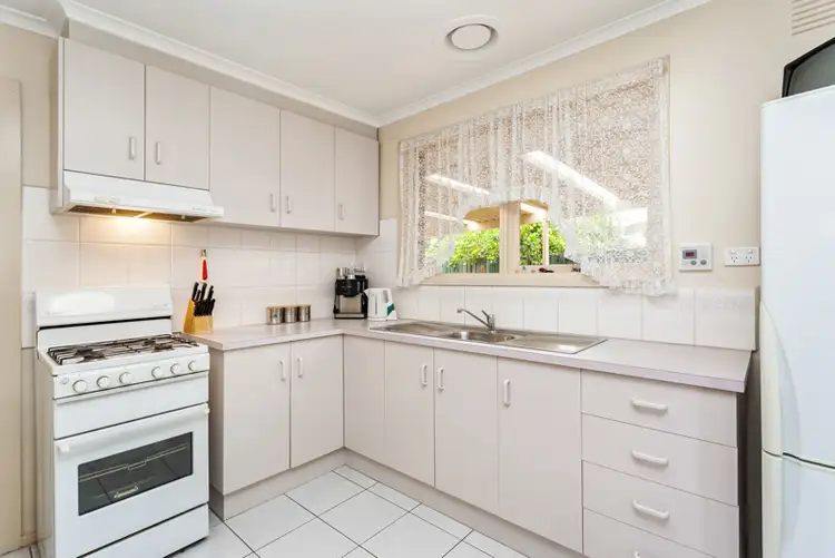 Fifth view of Homely house listing, 10 Rush Court, Altona VIC 3018