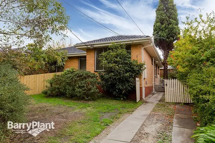 5 Erica Street, Dandenong North VIC 3175