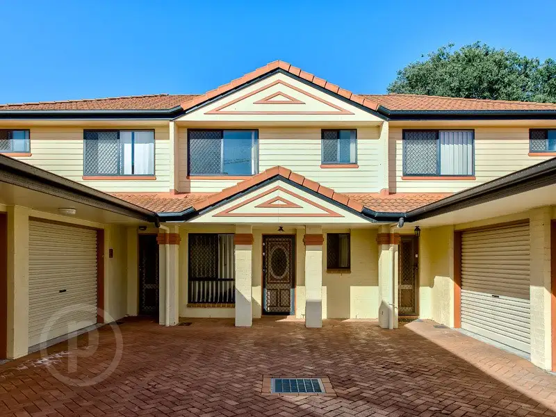 Main view of Homely townhouse listing, 3/33 Hall Street, Chermside QLD 4032