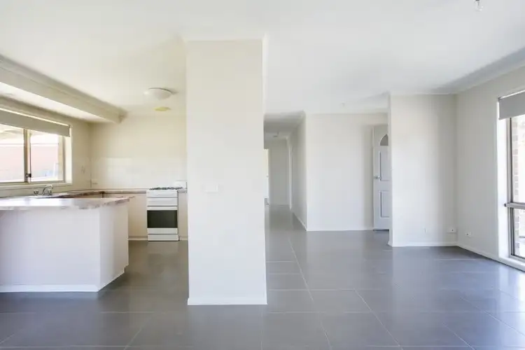 Fifth view of Homely house listing, 11 Daniel Drive, Golden Square VIC 3555