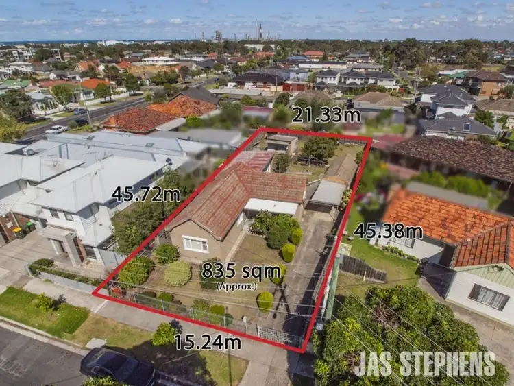 20 Stapley Crescent, Altona North VIC 3025