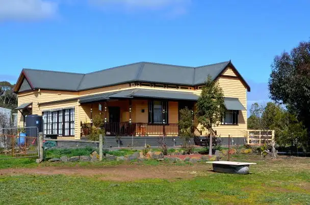 13 Bellellen Road, Stawell VIC 3380