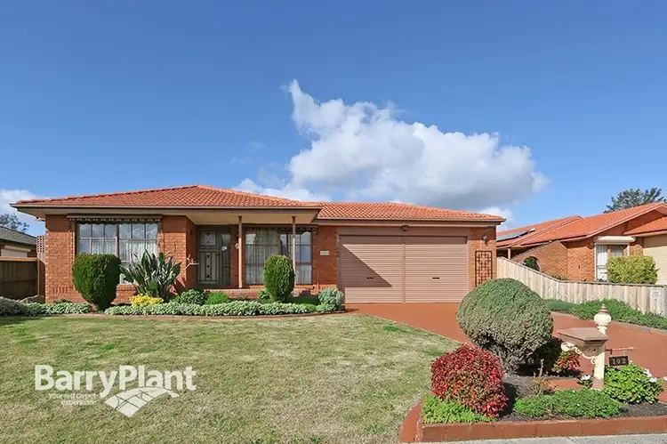 102 Dandelion Drive, Rowville VIC 3178