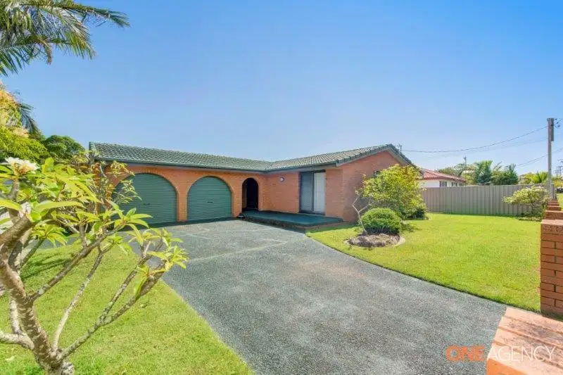 Main view of Homely house listing, 5 Civic Avenue, Caves Beach NSW 2281