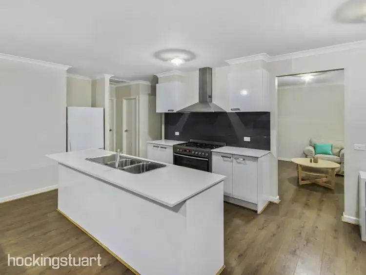 Fifth view of Homely house listing, 10 Topcliffe Road, Wollert VIC 3750