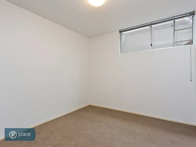 Sixth view of Homely apartment listing, 3/258 Arthur Street, Newstead QLD 4006