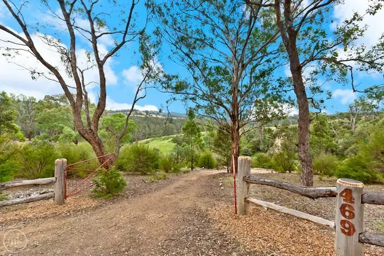 469 Henley Road, Kangaroo Ground VIC 3097