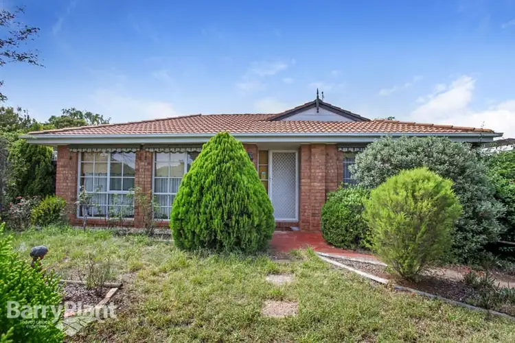 2 Pamela Court, Melton West VIC 3337