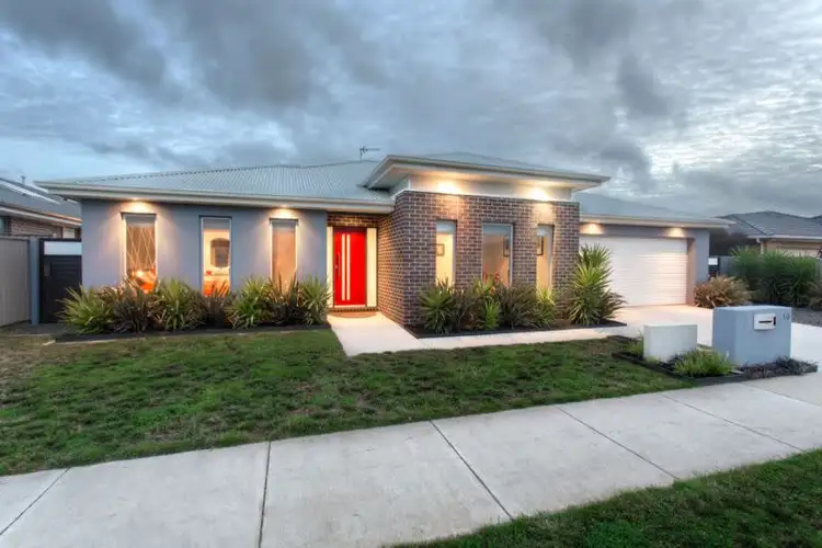 10 Creekstone Drive, Alfredton VIC 3350