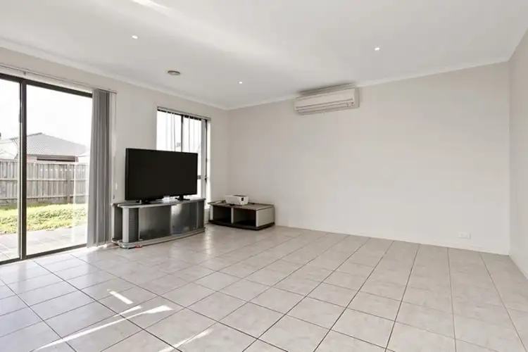 Fourth view of Homely house listing, 32 Hamish Drive, Tarneit VIC 3029