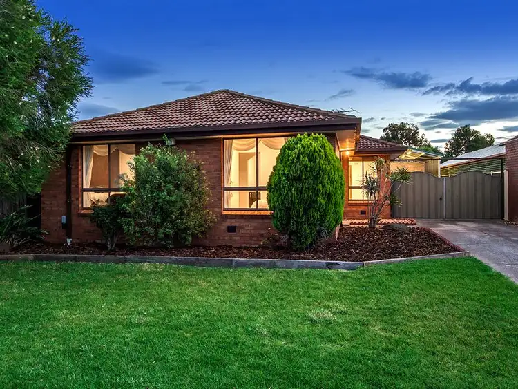 11 Hoban Close, Keilor Downs VIC 3038