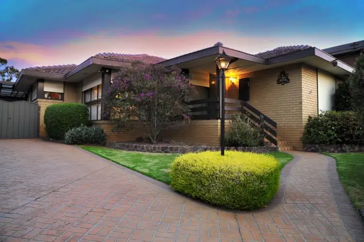 38 Trafalgar Crescent, Bundoora VIC 3083