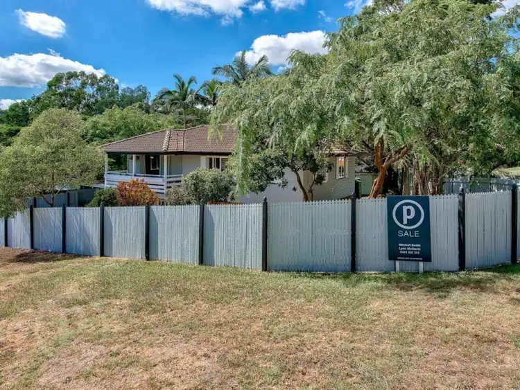 Second view of Homely house listing, 1 Ferrand Street, Tarragindi QLD 4121