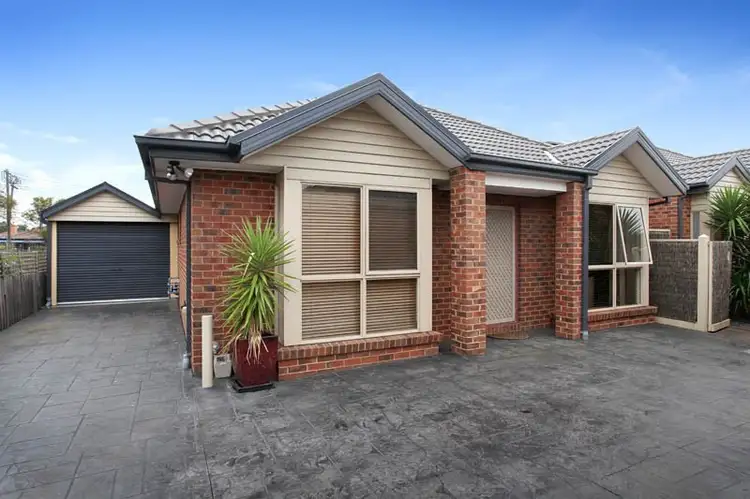 Main view of Homely unit listing, 2/1 Centre Street, Sunshine VIC 3020