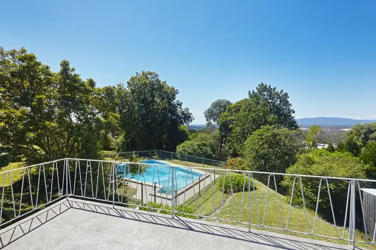 7 Pleasant View Crescent, Wheelers Hill VIC 3150