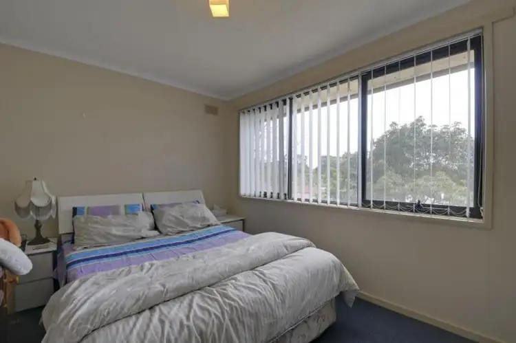 Sixth view of Homely unit listing, 2/15 Roseneath Street, Traralgon VIC 3844
