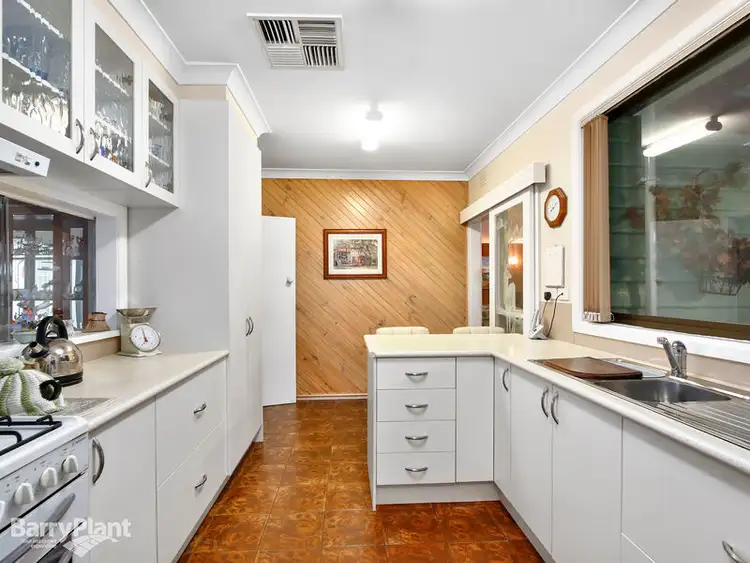 Sixth view of Homely house listing, 4 Lyell Road, Boronia VIC 3155