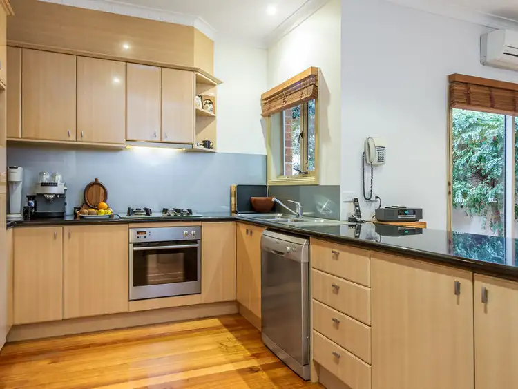 Fifth view of Homely unit listing, 1/11 Savige Avenue, Mount Waverley VIC 3149