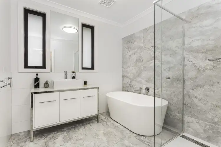 Sixth view of Homely townhouse listing, 1/15 Adelaide Avenue, Mount Waverley VIC 3149