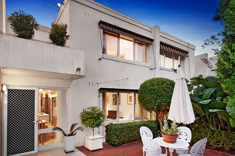 2/39 Balston Street, St Kilda East VIC 3183