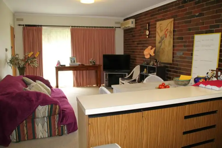 Third view of Homely unit listing, 2/61 Templeton Street, Wangaratta VIC 3677
