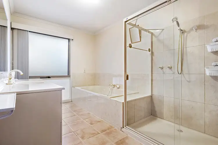 Fifth view of Homely unit listing, 4/2A Doodson Court, Eltham VIC 3095