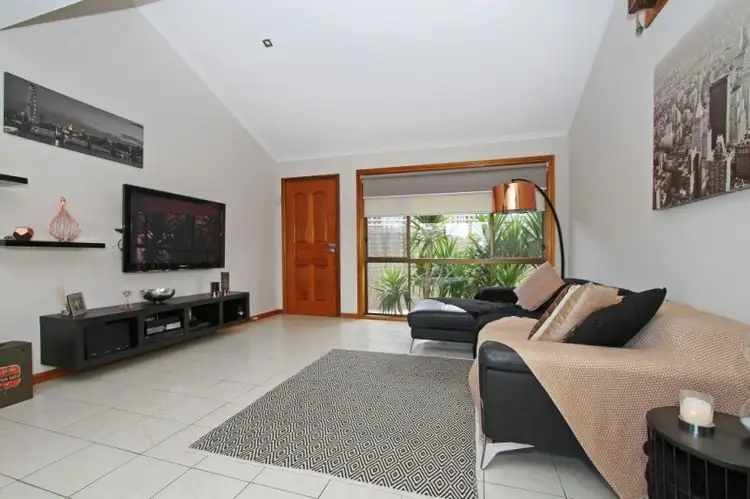 Seventh view of Homely unit listing, 2A Salisbury Street, Thomastown VIC 3074