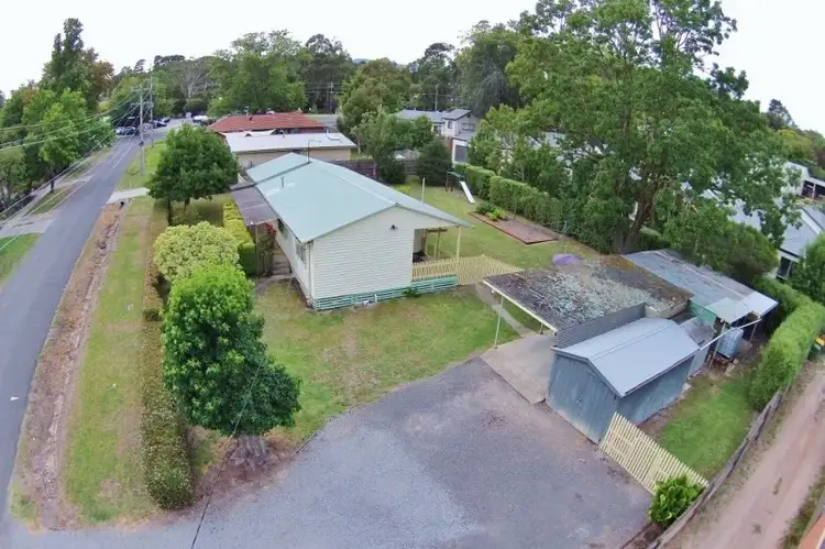 16 Ayres Road, Healesville VIC 3777