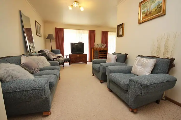 Second view of Homely house listing, 29 Hume Crescent, Alfredton VIC 3350