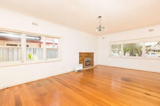 Fourth view of Homely house listing, 14 Logan Avenue, Mildura VIC 3500