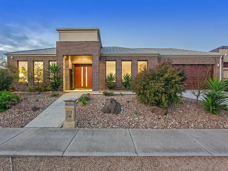 39 George Street, Taylors Hill VIC 3037