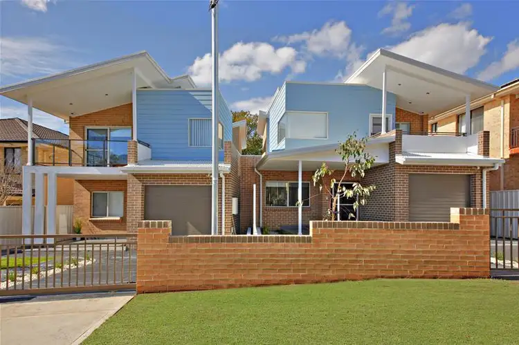18 Hodgkinson Crescent, Panania NSW 2213