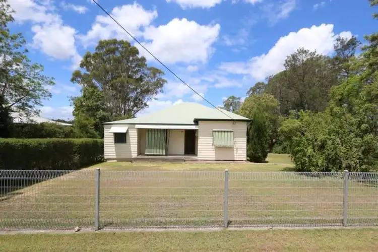 100 High Street, Wallalong NSW 2320