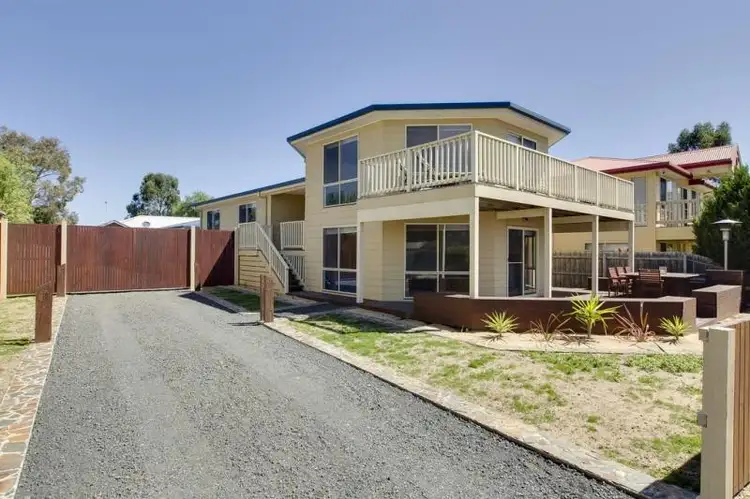 8 Martin Street, Silverleaves VIC 3922