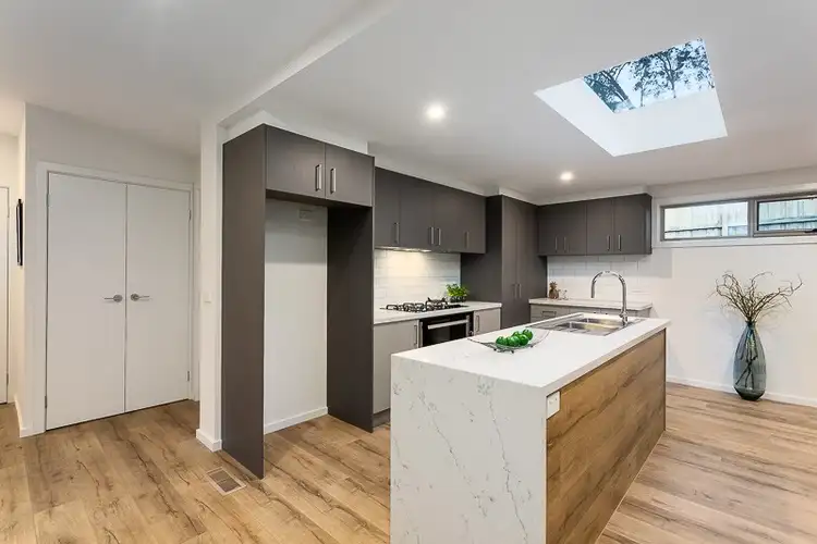 Third view of Homely house listing, 1/7 Virginia Court, Montmorency VIC 3094