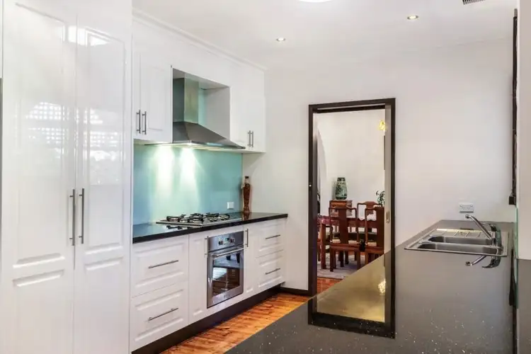 Fourth view of Homely house listing, 5 Roycliff Court, Box Hill North VIC 3129