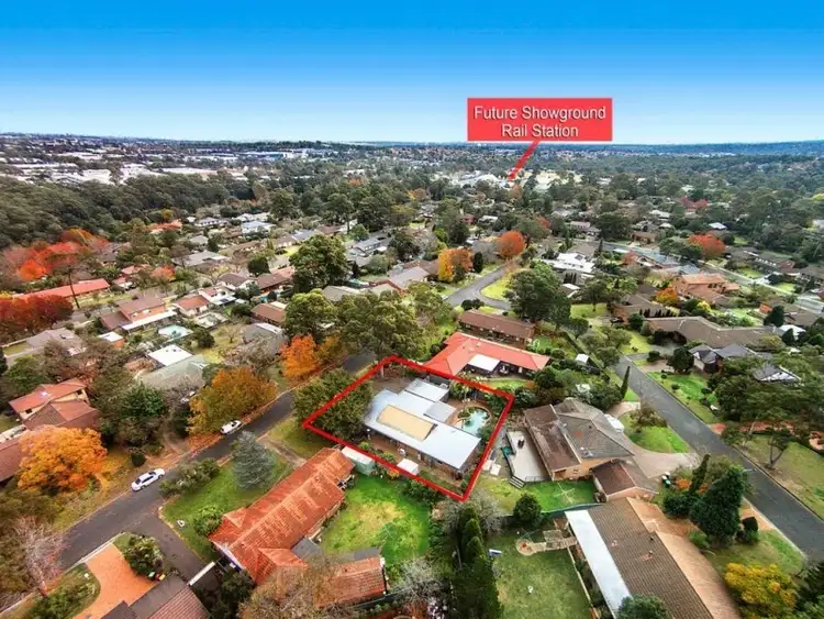 16 Hughes Avenue, Castle Hill NSW 2154