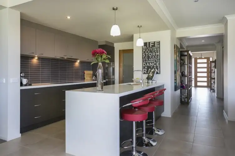 Third view of Homely house listing, 7 Roxburgh Crescent, Junortoun VIC 3551