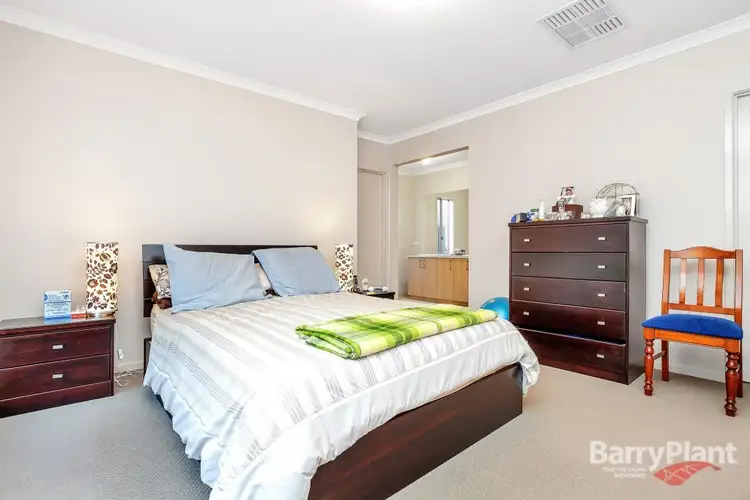 Fifth view of Homely house listing, 32 Grovedale Way, Wyndham Vale VIC 3024