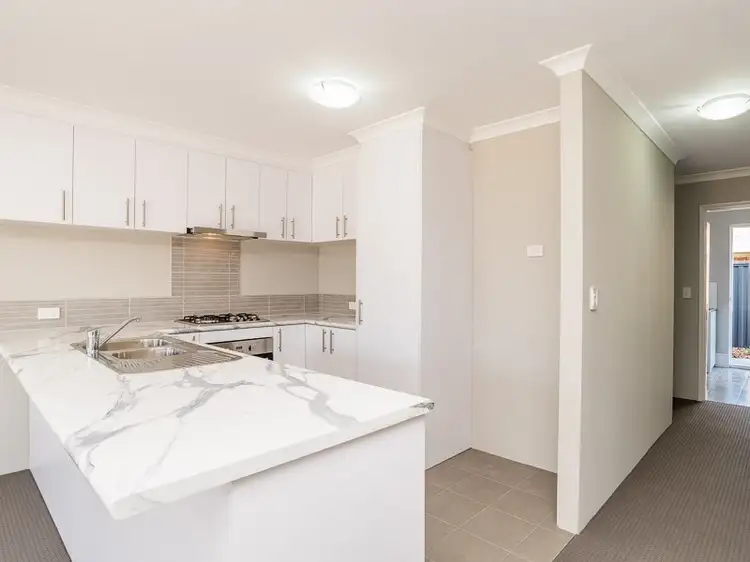 17/9 Streatham Street, Beckenham WA 6107