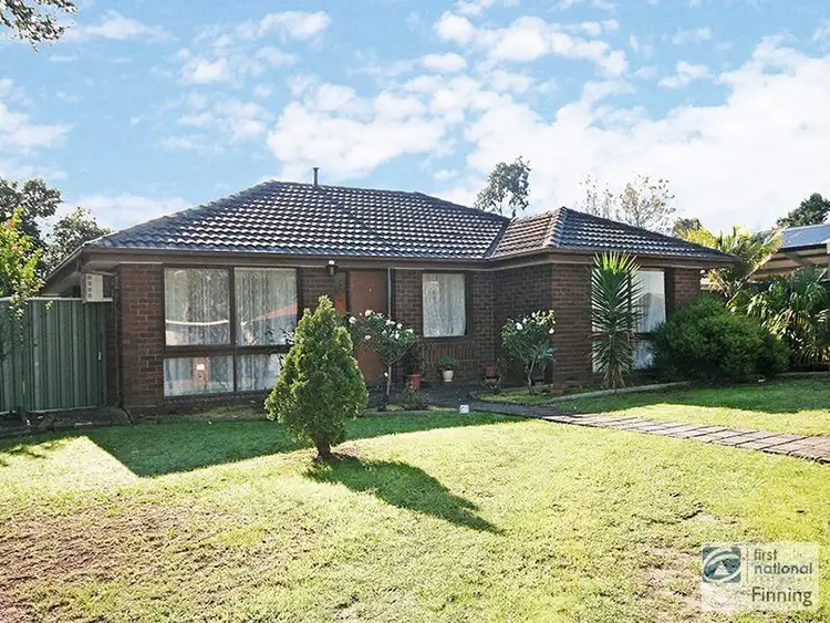 29 Endeavour Drive, Cranbourne North VIC 3977