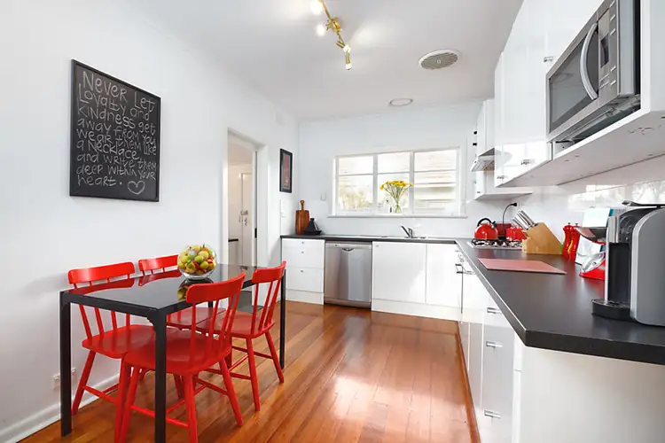 Fourth view of Homely villa listing, 3/125 Warrigal Road (facing Neville St), Mentone VIC 3194