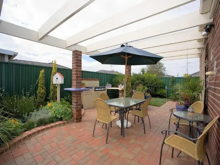 Seventh view of Homely house listing, 15 Goulburn Circuit, Caroline Springs VIC 3023