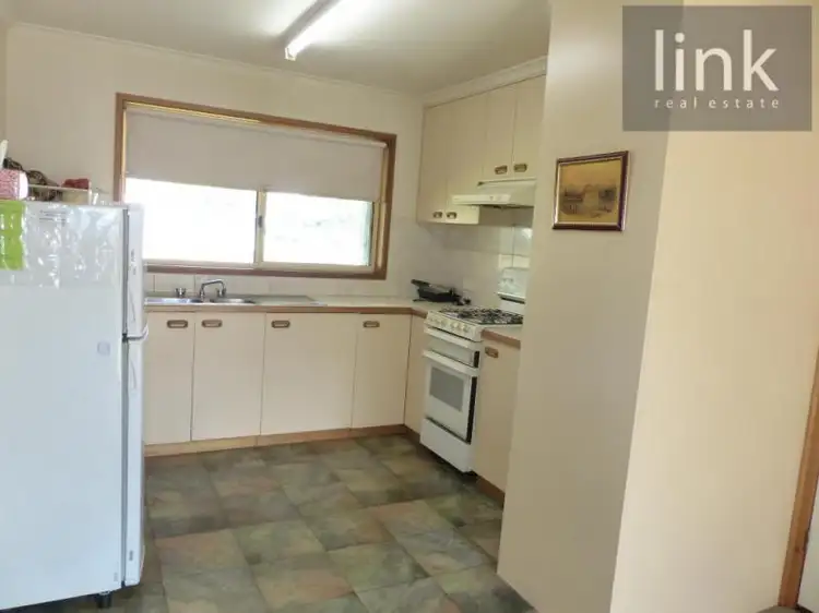 Fourth view of Homely house listing, 1/507 Thorold Street, West Albury NSW 2640