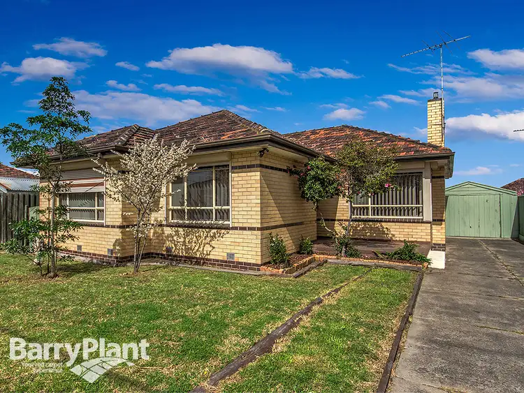 1 Harleston Street, St Albans VIC 3021