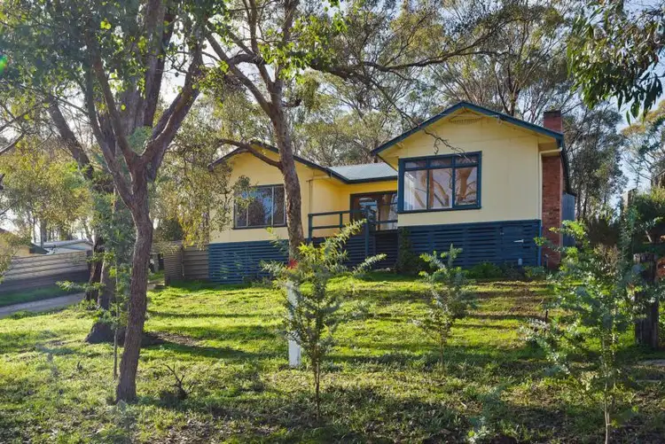 14 Carol Street, Castlemaine VIC 3450