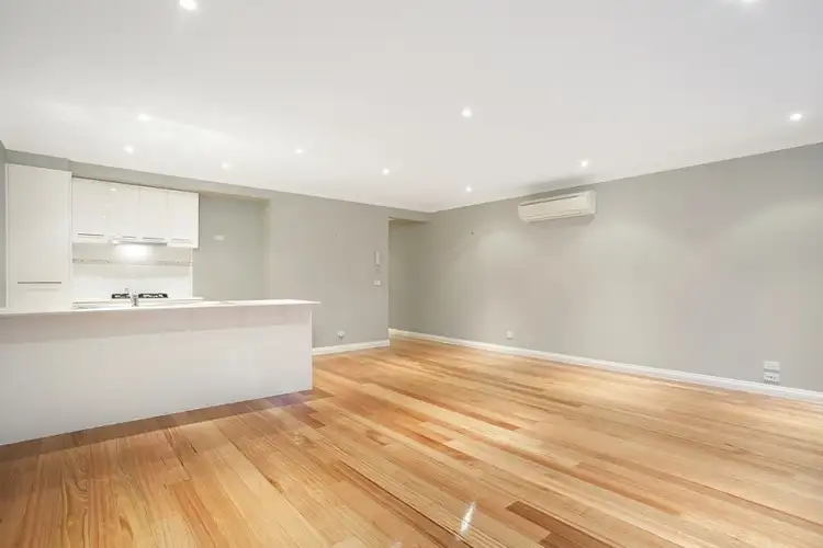 Second view of Homely apartment listing, 6/25 King Street, Bayswater VIC 3153