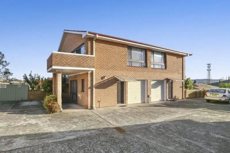 Main view of Homely townhouse listing, 4/29-31 Thompson St, Long Jetty NSW 2261